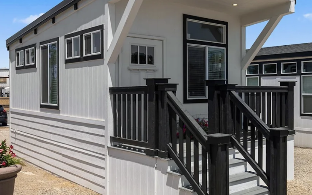 Small Homes. Big Flex 13.